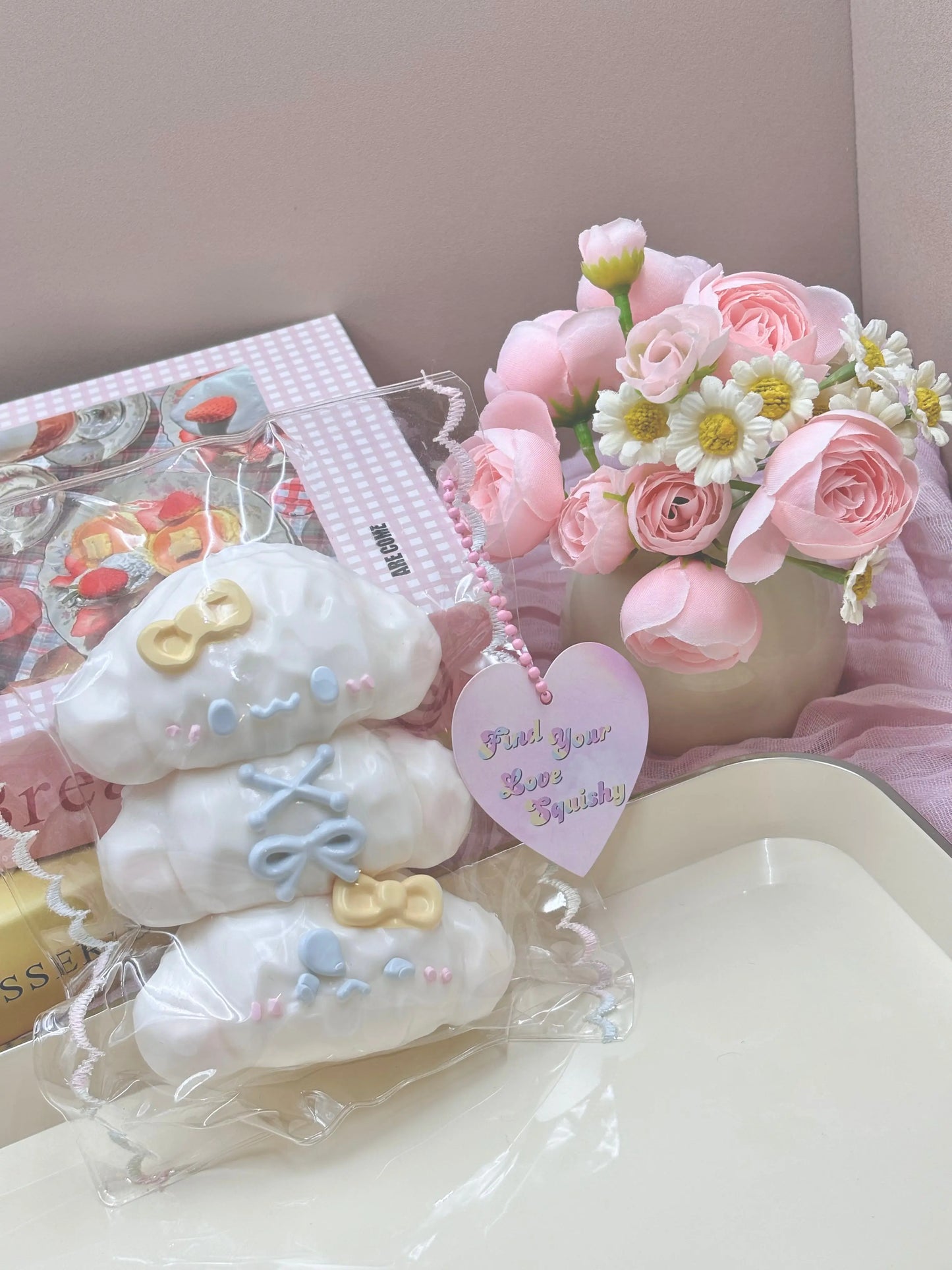 Cinnamoroll Taba Squishy Toy - Find Your Love