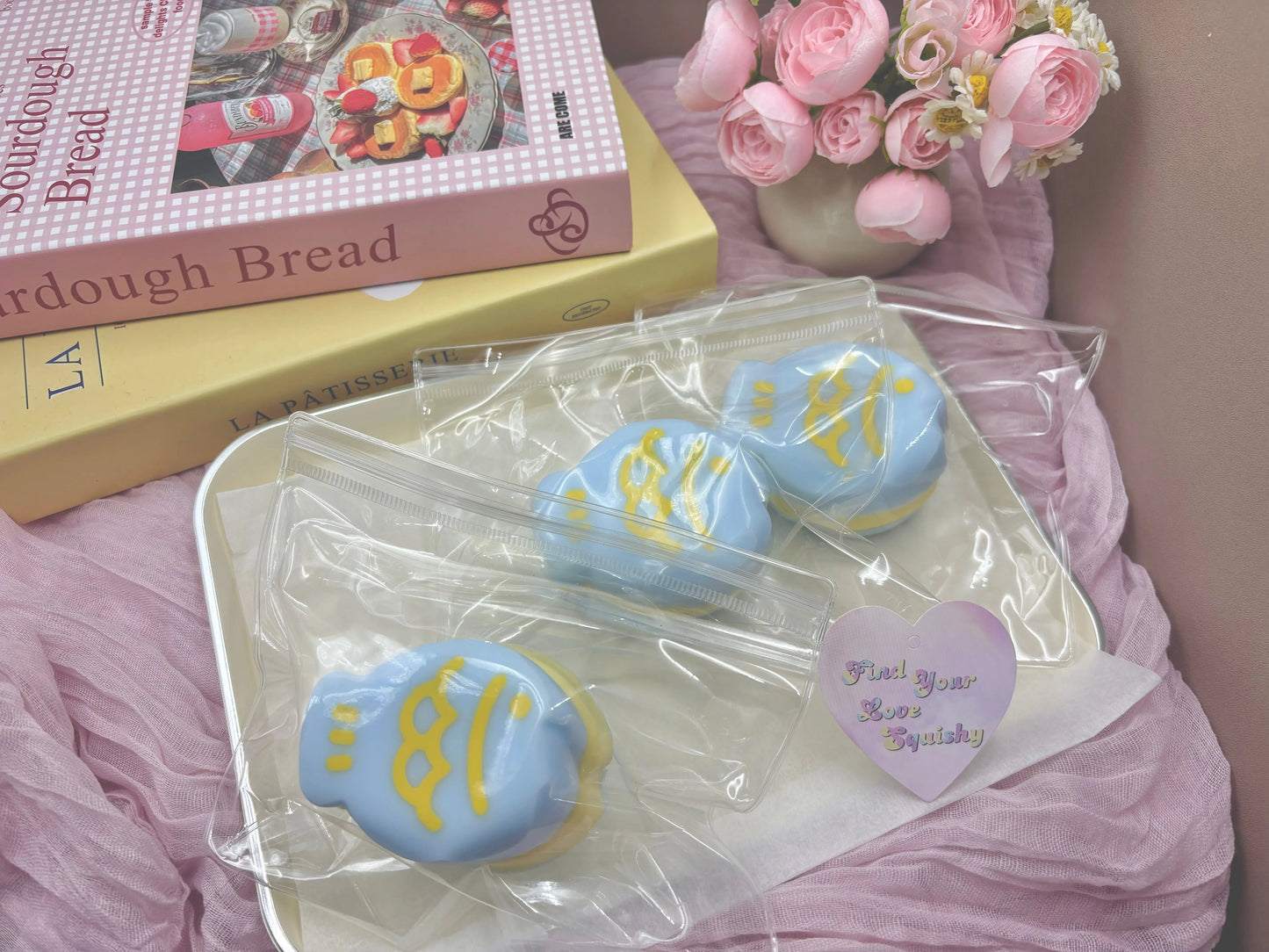 Taiyaki Fish Cake Taba Squishy Toy - Find Your Love