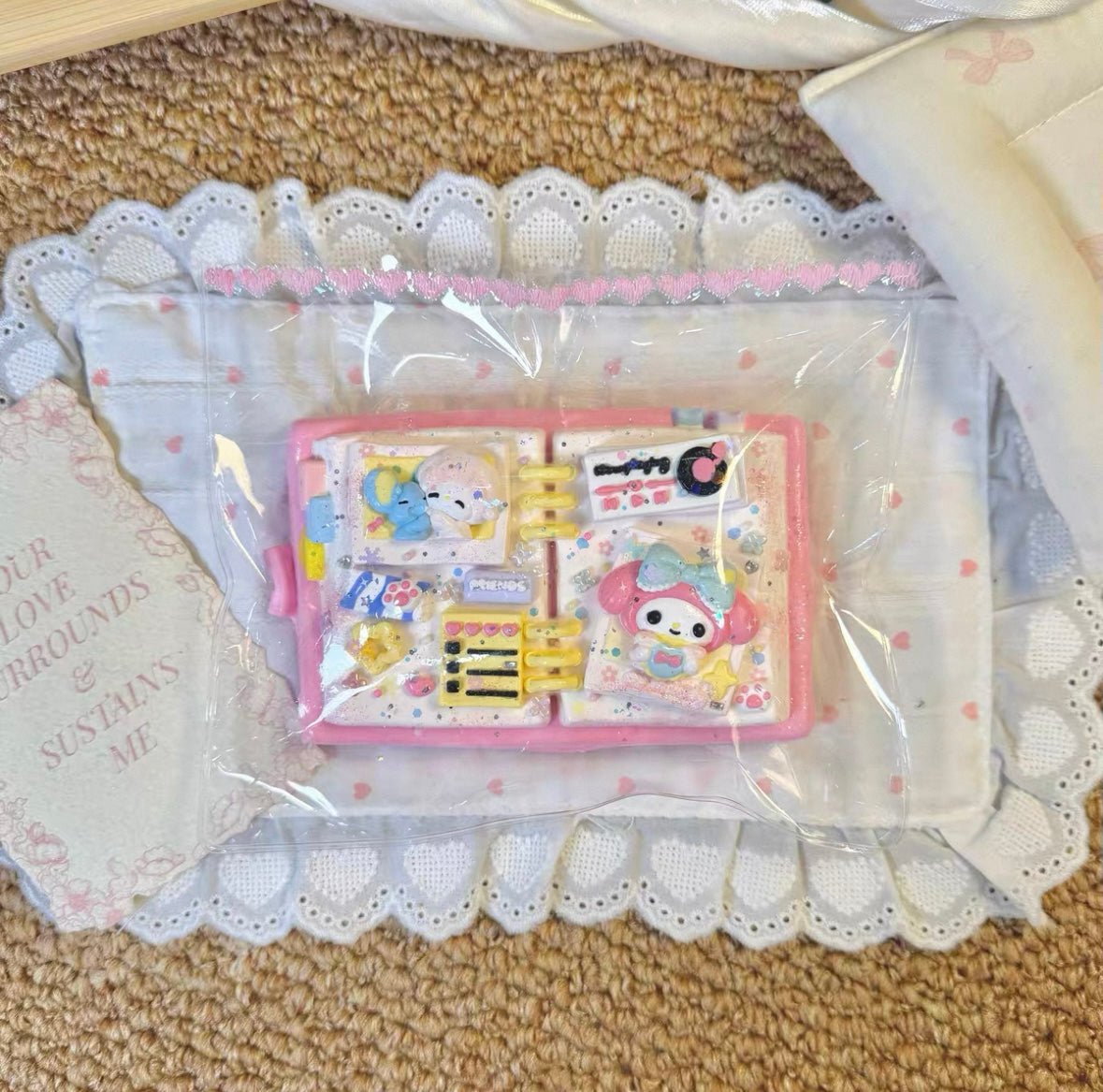 Sanrio Cartoon Notebook Taba Squishy Toy - Find Your Love Squishy