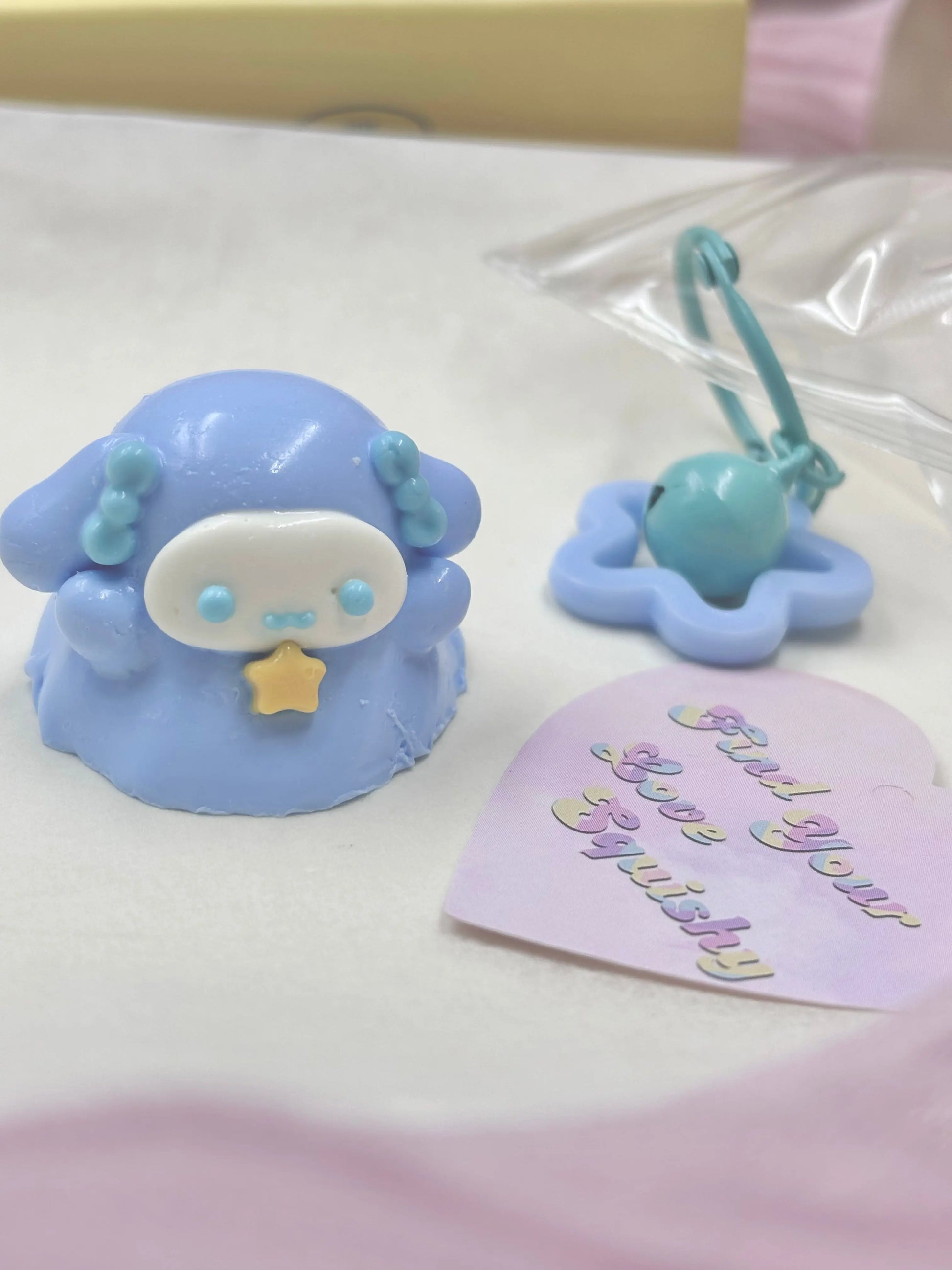 Mini Cinnamoroll Taba Squishy Toy - Find Your Love