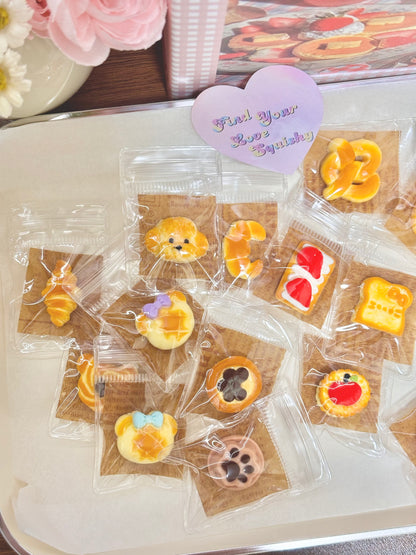 Mini Bread Food Taba Squishy Toy