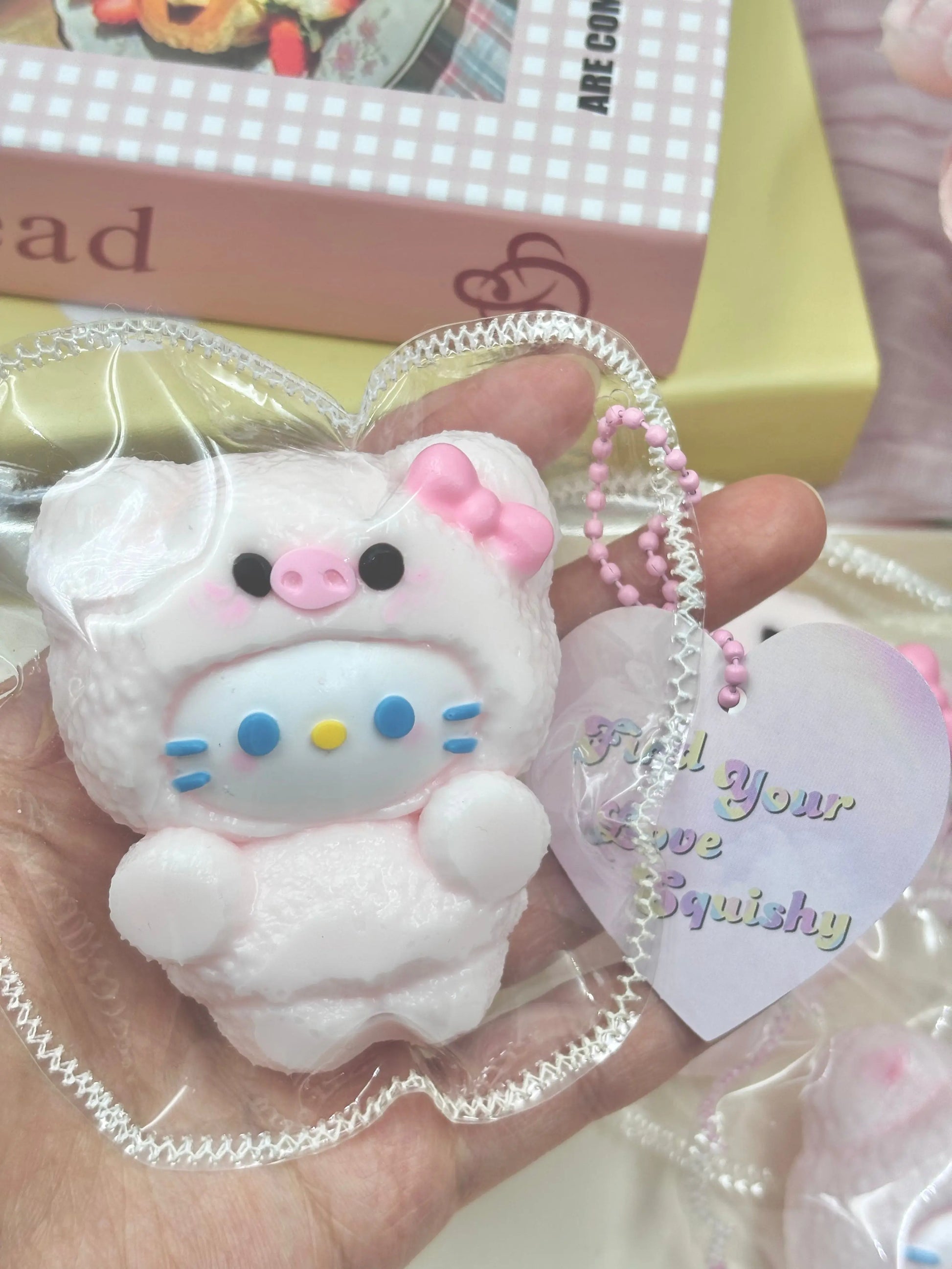 Pig Hello Kitty Taba Squishy Toy - Find Your Love