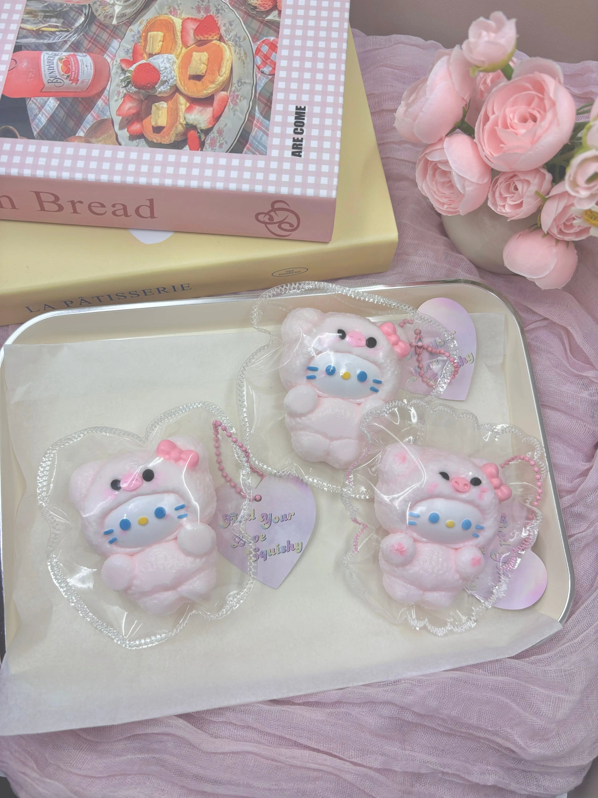 Pig Hello Kitty Taba Squishy Toy - Find Your Love