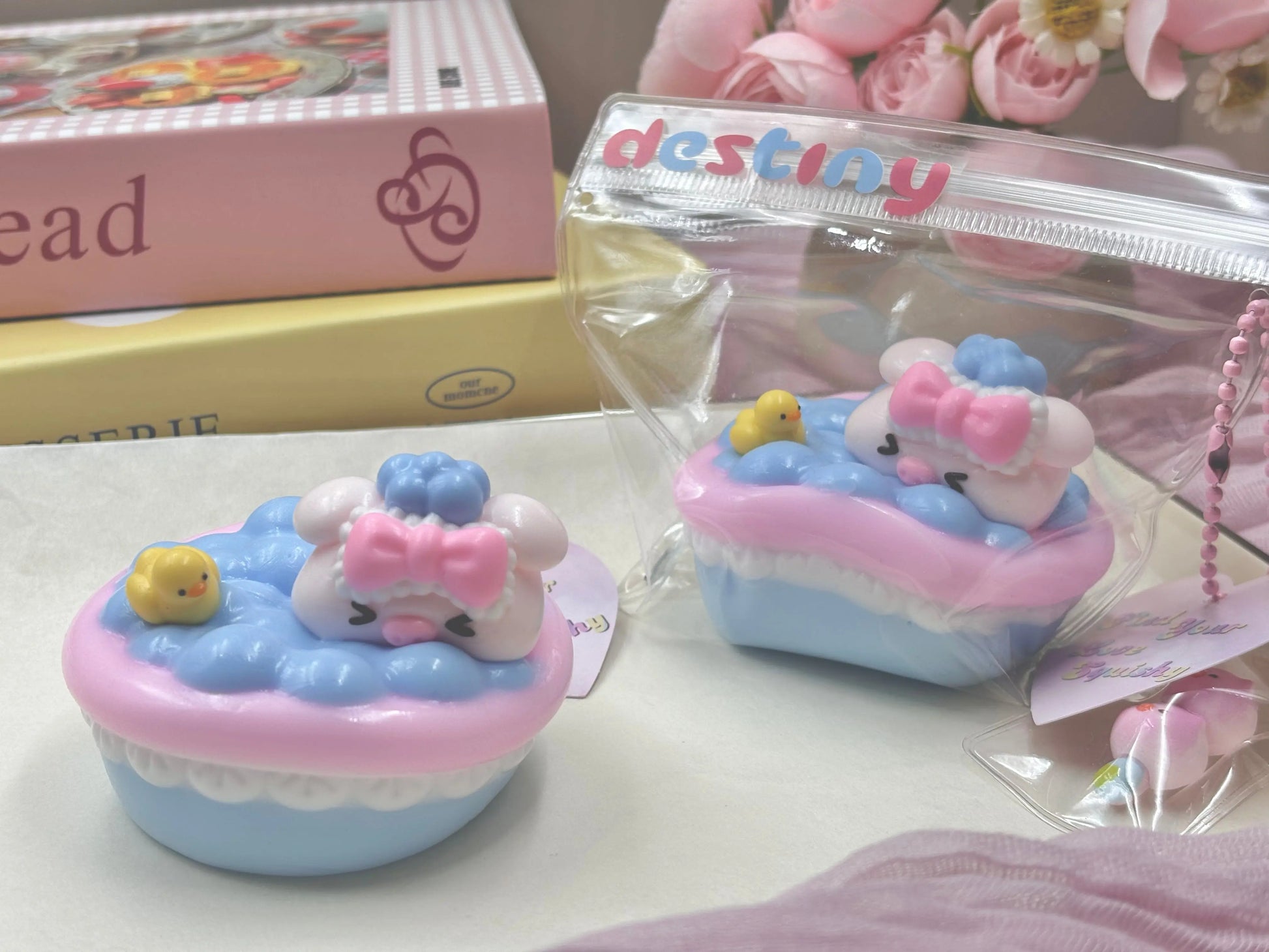 Pig In Bath Taba Squishy Toy - Find Your Love