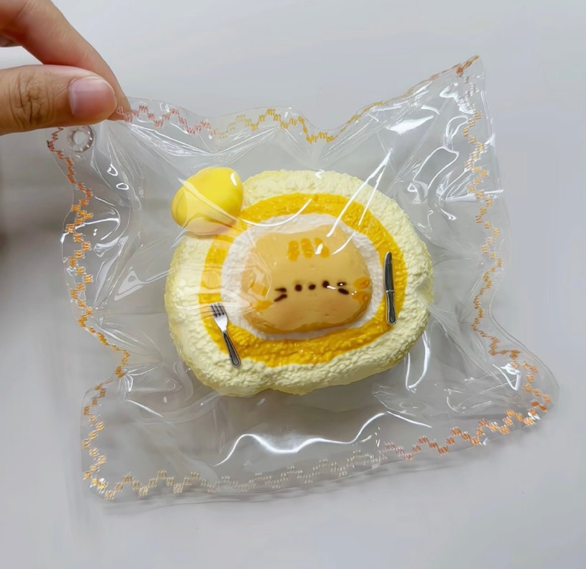 Cat Roll Cake Taba Squishy - Find Your Love Squishy