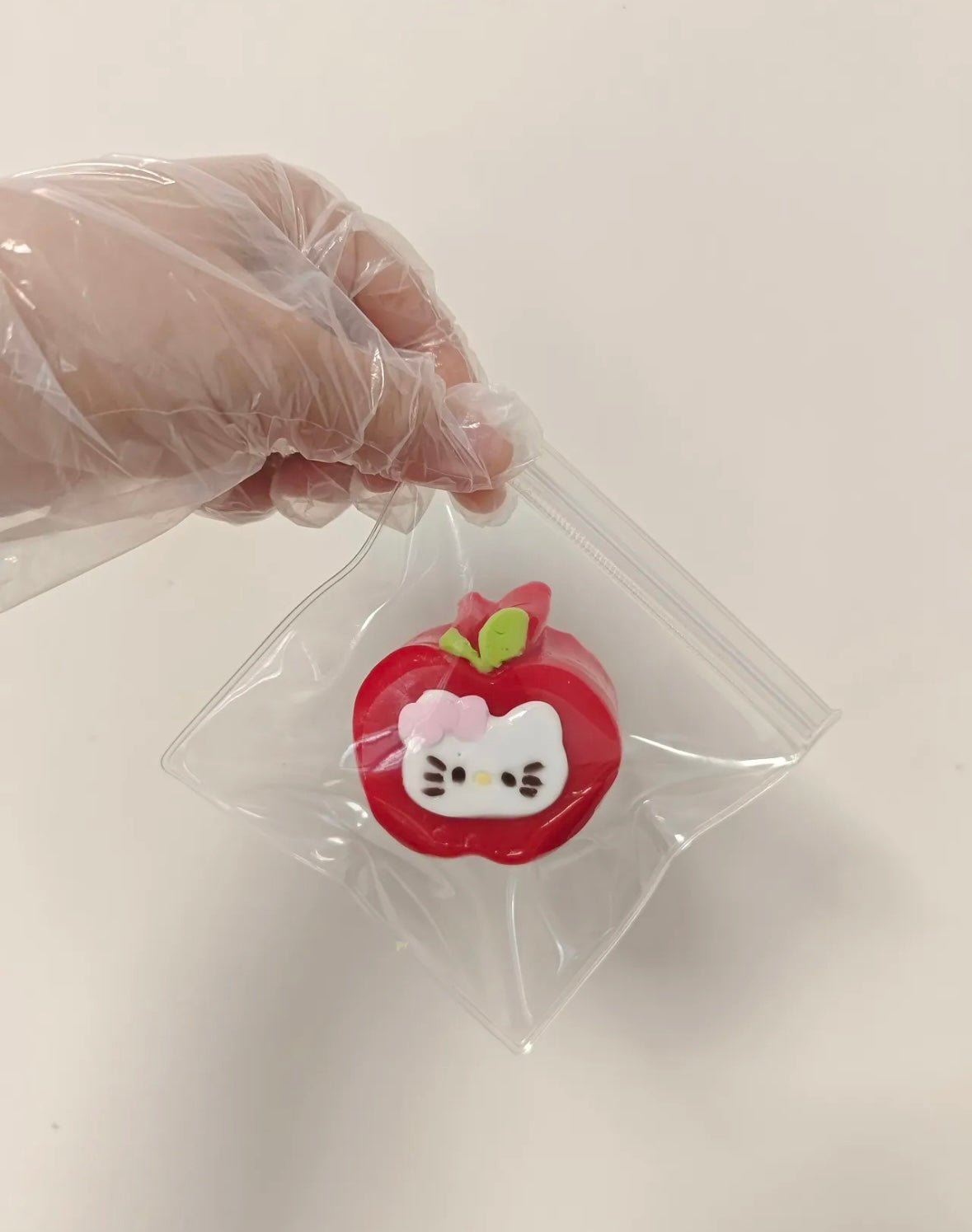 Hello Kitty Apple Taba Squishy Toy - Find Your Love