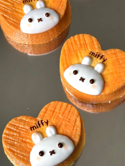 Miffy Biscuit Taba Squishy Toy - Find Your Love Squishy