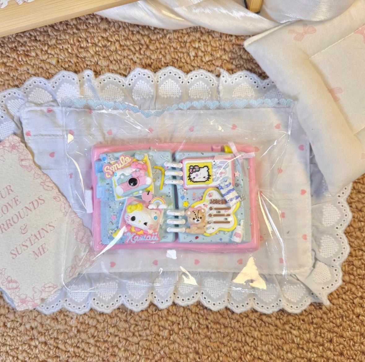 Sanrio Cartoon Notebook Taba Squishy Toy - Find Your Love Squishy