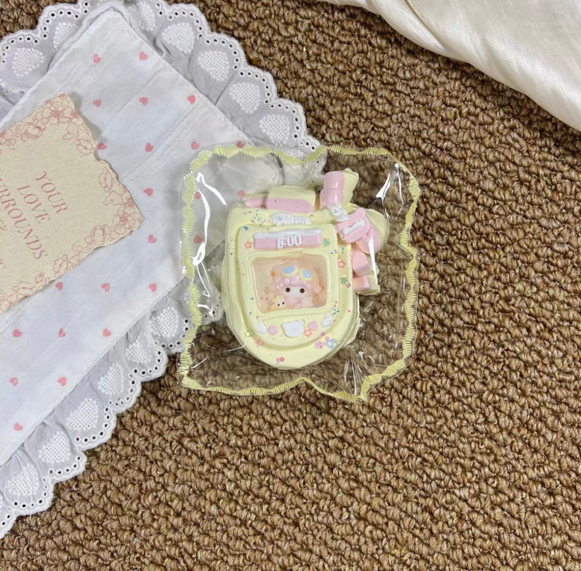 Sanrio Cartoon Phone Taba Squishy Toy - Find Your Love Squishy