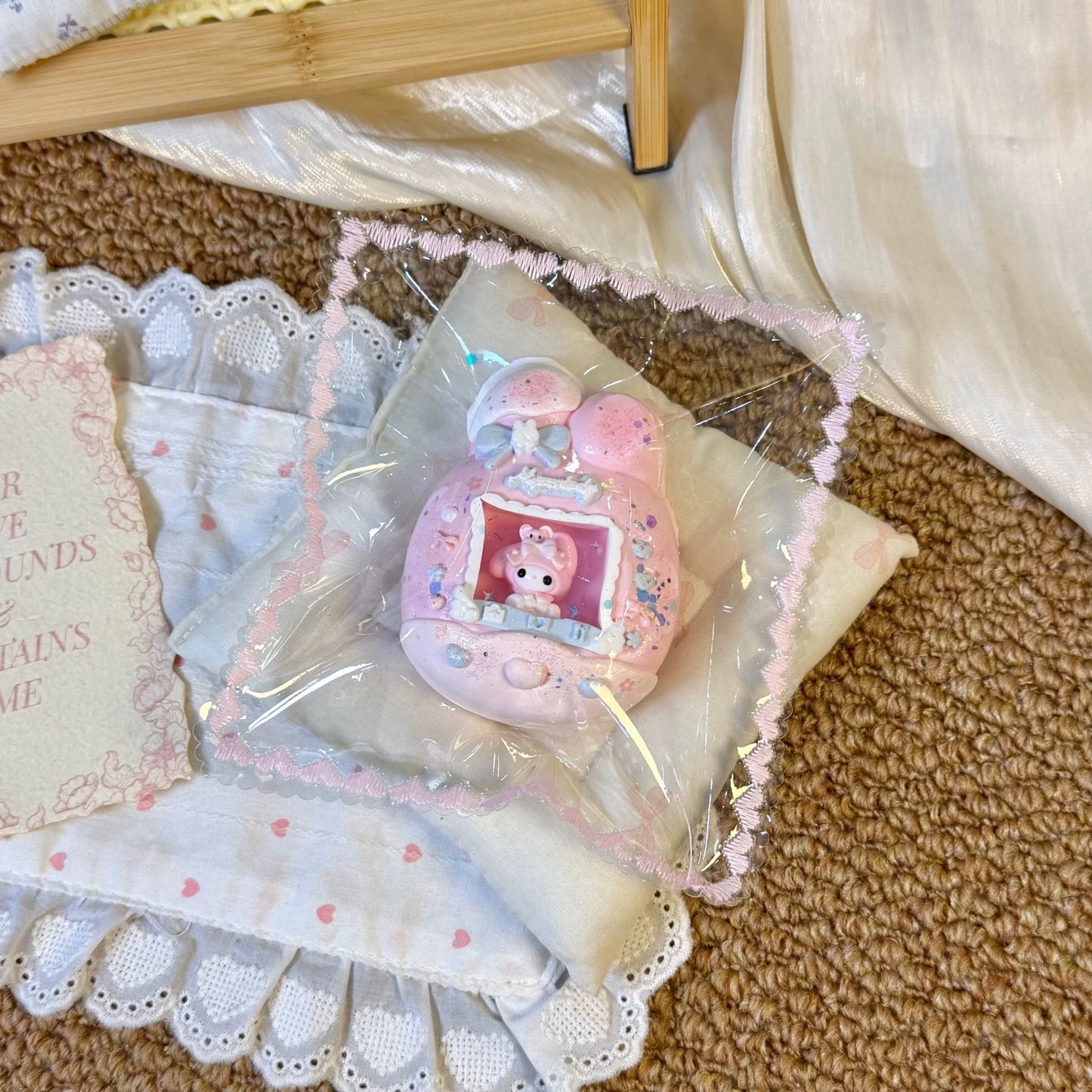 Sanrio Cartoon Tamagotchi Taba Squishy Toy - Find Your Love Squishy